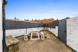 Photo 33- click for photo gallery